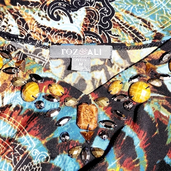 Roz & Ali Vibrant Beaded V-neck Bell Sleeve Blouse (MP) - Picture 6 of 10